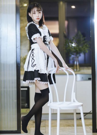 比基尼美女