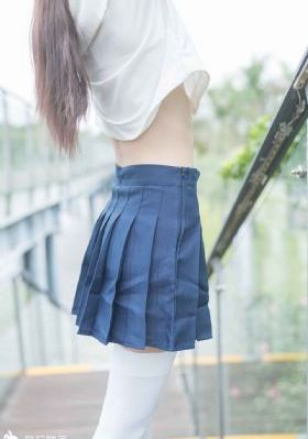 溜溜的她
