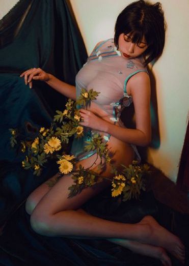 大浴女