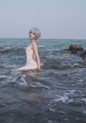 韩剧《漂亮的女邻居》